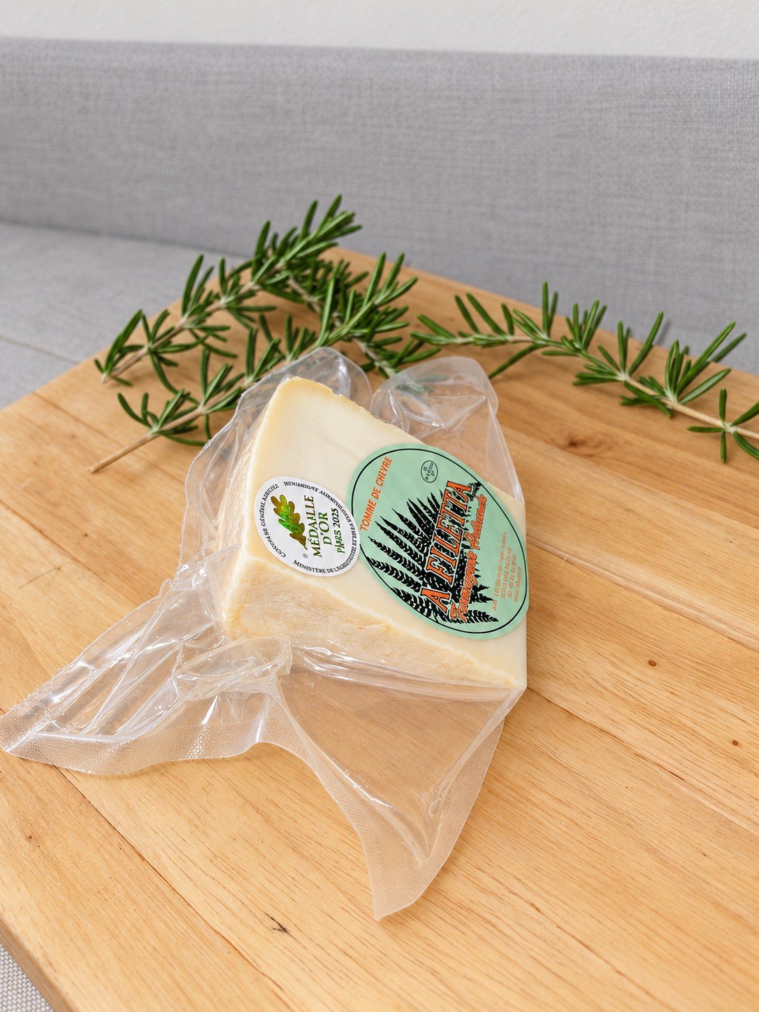 Tomme de Chèvre - Portion sous vide - 250g – Image 3